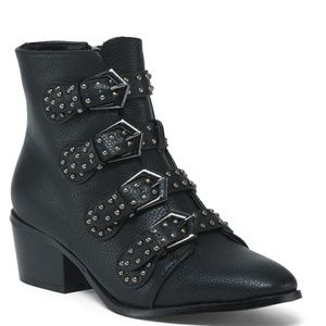 Price Drop ⬇️ Catherine Malandrino Booties